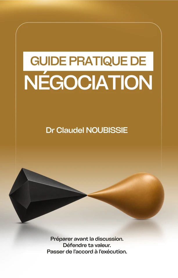 Première de couverture de « Guide pratique de négociation », Dr Claudel NOUBISSIE. Deux flèches opposées sur fond doré.
